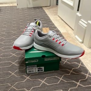NWT and NIB Skechers Mens Go Golf Elite 4-Victory, Gray/Red, Size 12